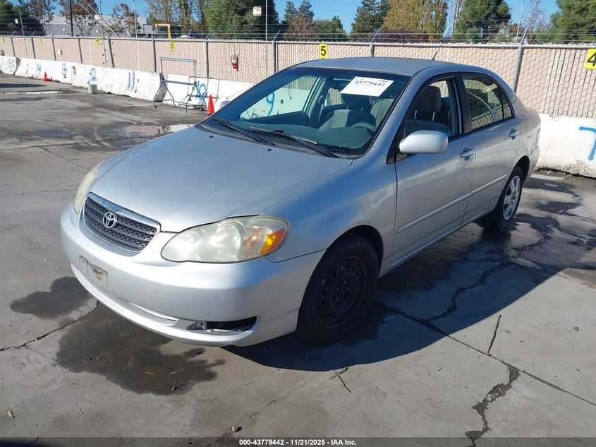 1NXBR32E75Z455285 2005 TOYOTA COROLLA photo no. 2