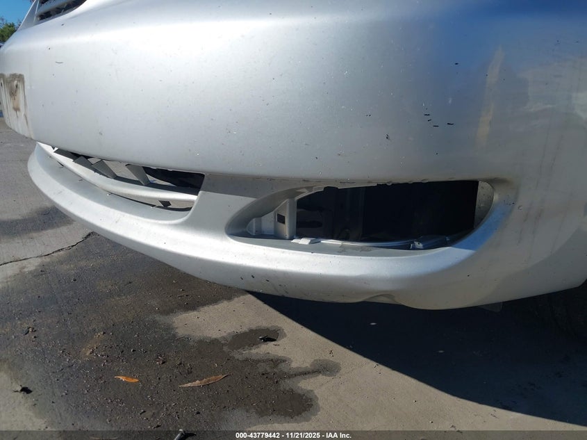 2005 Toyota Corolla Le VIN: 1NXBR32E75Z455285 Lot: 43779442