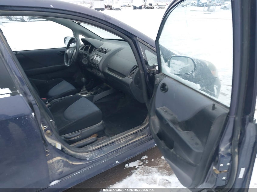 JHMGD37678S061276 2008 HONDA FIT photo no. 5