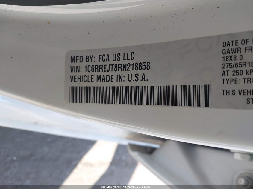 2024 Ram 1500 Laramie 4X2 5'7 Box VIN: 1C6RREJT8RN218858 Lot: 43779510