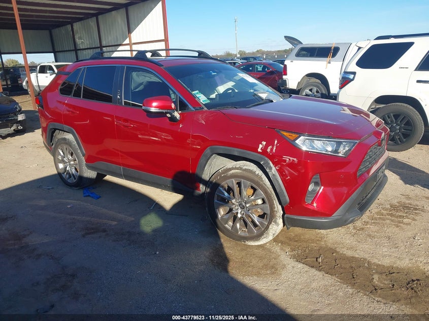 TOYOTA RAV4 XLE PREMIUM