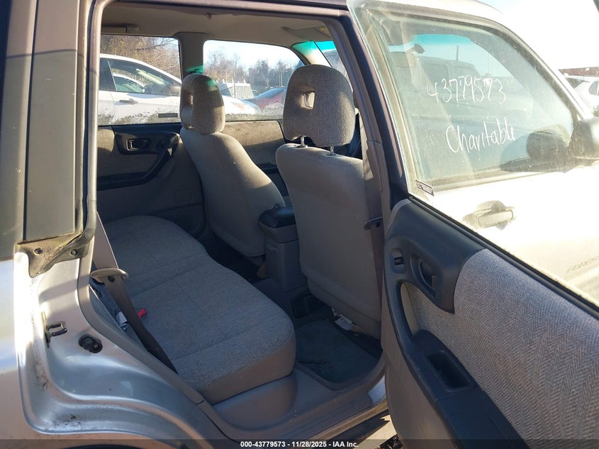 2002 Subaru Forester L VIN: JF1SF63502H732351 Lot: 43779573