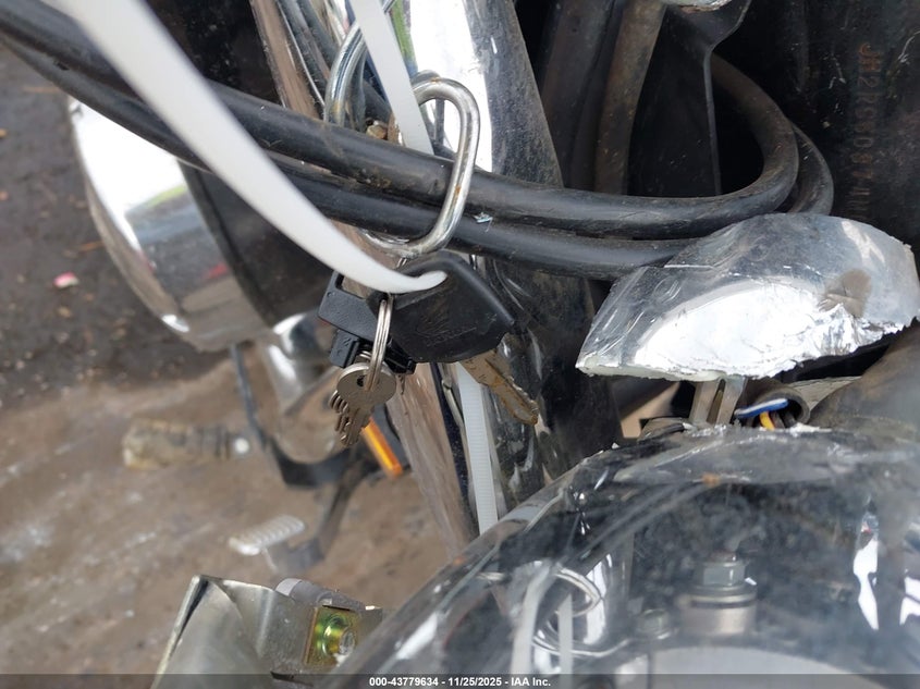 2004 Honda Vt750 Ca VIN: JH2RC50374M004056 Lot: 43779634