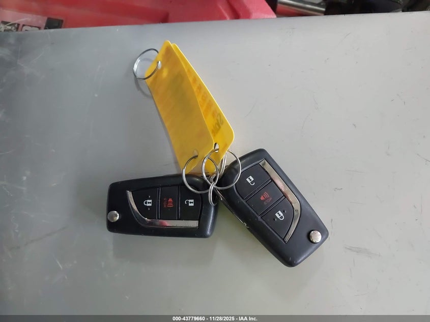 2021 Toyota Rav4 Le VIN: 2T3F1RFV0MC167573 Lot: 43779660