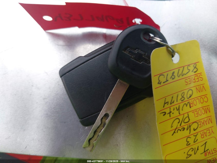 2023 Chevrolet Silverado 2500Hd 4Wd Standard Bed Custom VIN: 2GC4YME72P1708174 Lot: 43779691