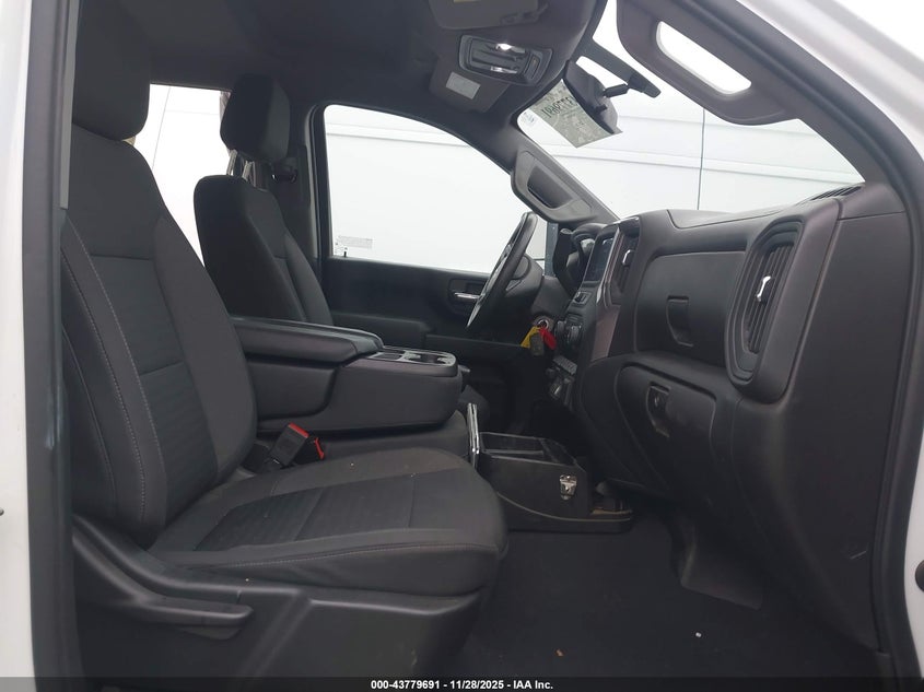 2023 Chevrolet Silverado 2500Hd 4Wd Standard Bed Custom VIN: 2GC4YME72P1708174 Lot: 43779691