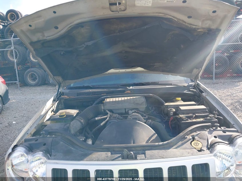 2007 Jeep Grand Cherokee Laredo VIN: 1J8GS48KX7C663499 Lot: 43779709