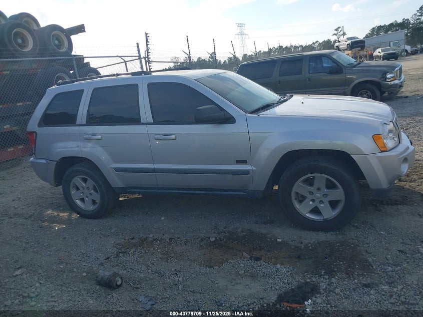 2007 Jeep Grand Cherokee Laredo VIN: 1J8GS48KX7C663499 Lot: 43779709