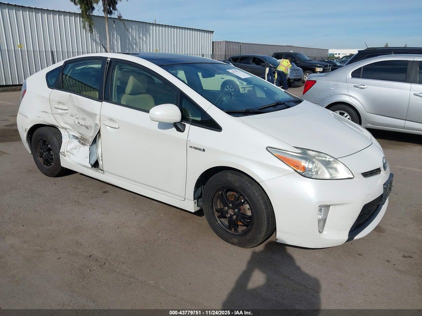 TOYOTA PRIUS THREE