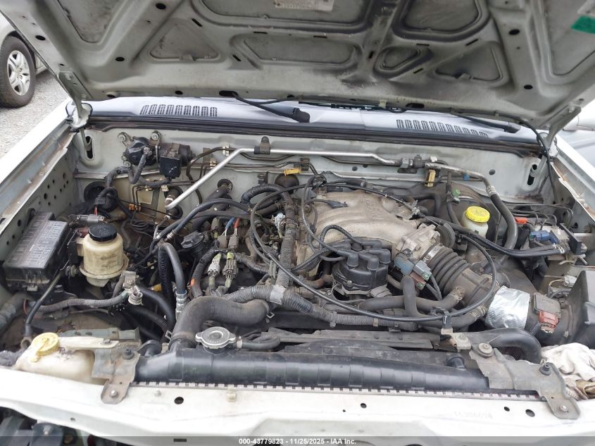 2001 Nissan Frontier Se-V6 VIN: 1N6ED26Y61C306698 Lot: 43779823