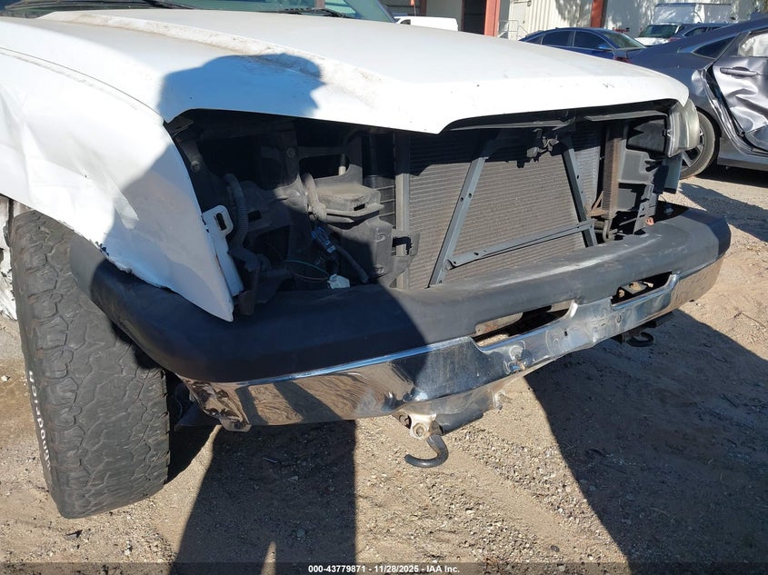 2003 Chevrolet Silverado 1500 VIN: 1GCEC14X73Z137608 Lot: 43779871