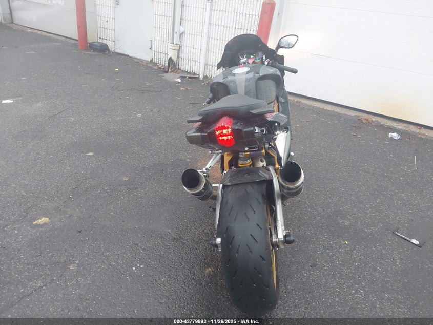 2007 Aprilia Rsv 1000 R VIN: ZD4RRTR057S000581 Lot: 43779893