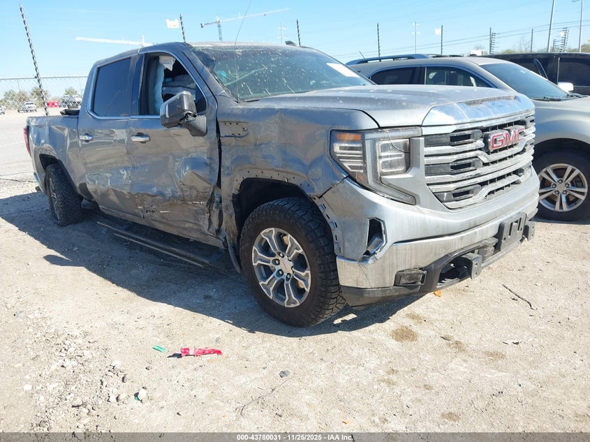 GMC SIERRA 1500 4WD SHORT BOX SLT
