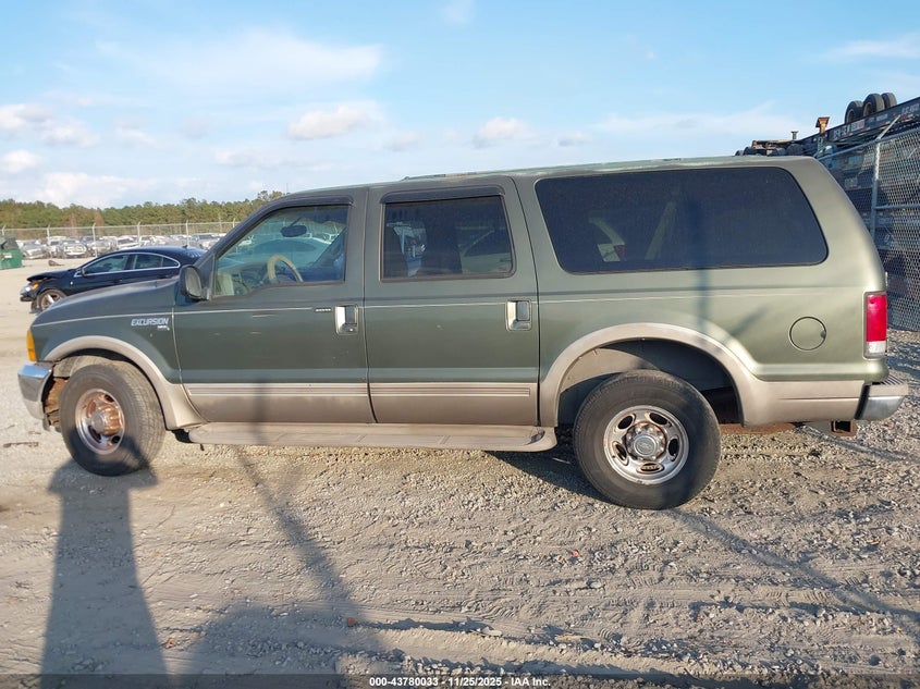 2000 Ford Excursion Limited VIN: 1FMNU42S0YEC52423 Lot: 43780033