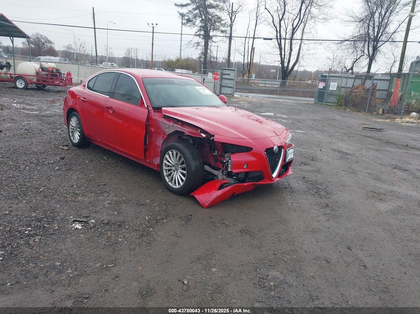 ALFA ROMEO GIULIA AWD
