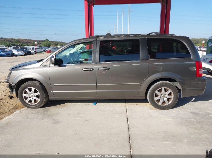 2010 Chrysler Town & Country Touring VIN: 2A4RR5D12AR226507 Lot: 43780060