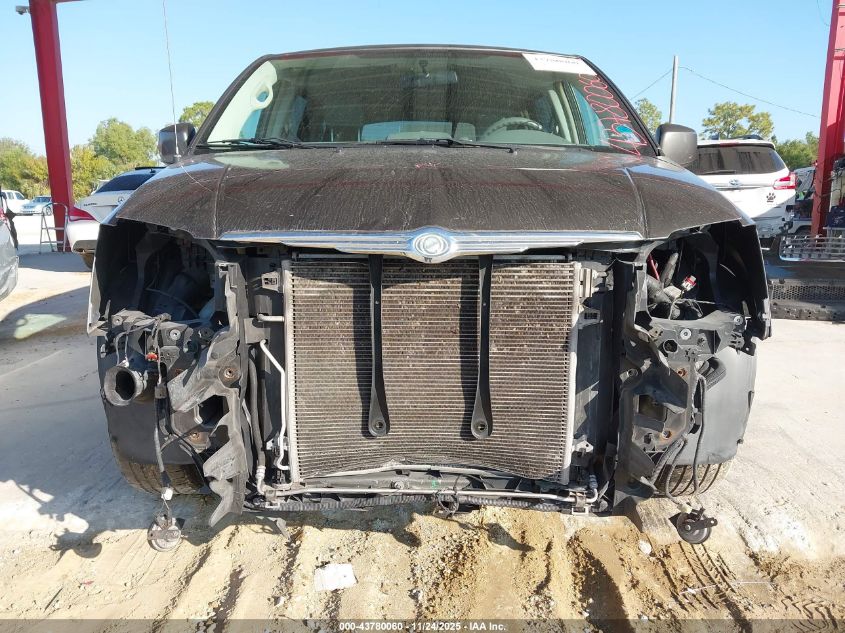 2010 Chrysler Town & Country Touring VIN: 2A4RR5D12AR226507 Lot: 43780060