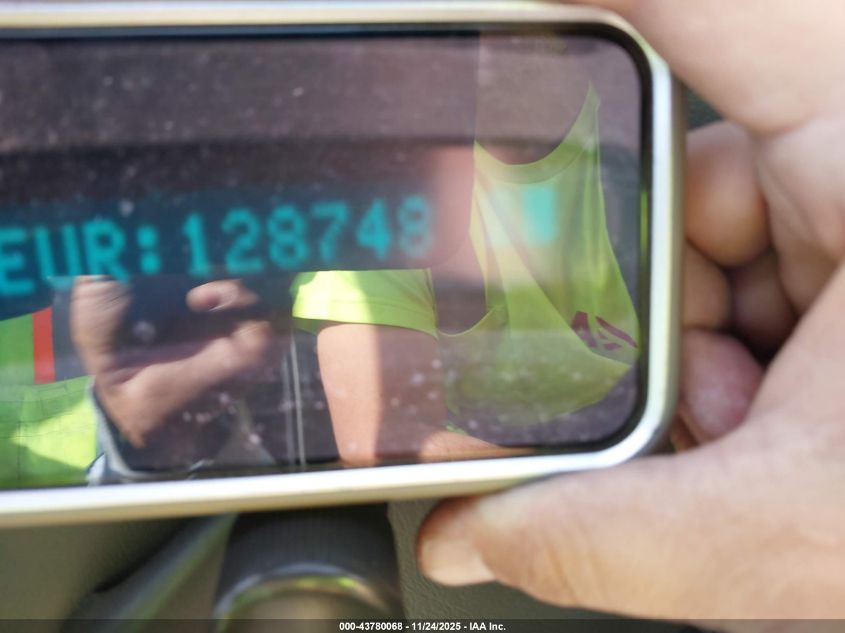 2005 Chevrolet Silverado 1500 Work Truck VIN: 1GCEK19VX5E282422 Lot: 43780068