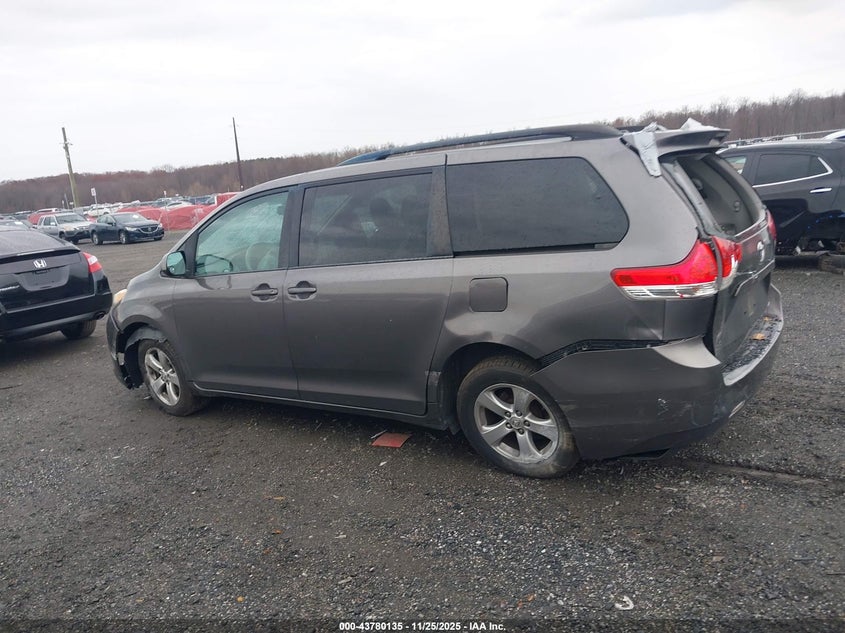 2013 Toyota Sienna Le V6 8 Passenger VIN: 5TDKK3DC6DS371479 Lot: 43780135