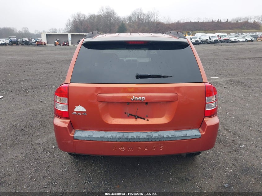 2008 Jeep Compass Sport VIN: 1J8FF47W68D569913 Lot: 43780163
