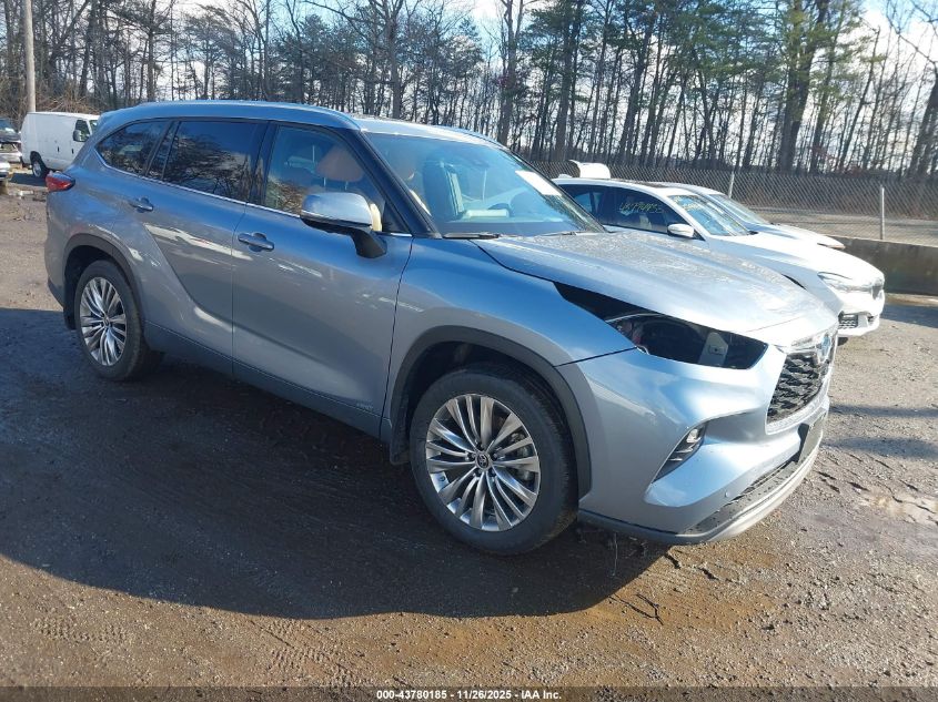 TOYOTA HIGHLANDER HYBRID PLATINUM