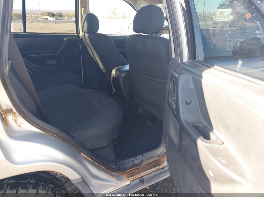 2003 Jeep Grand Cherokee Laredo VIN: 1J4GW48S33C613303 Lot: 43780217