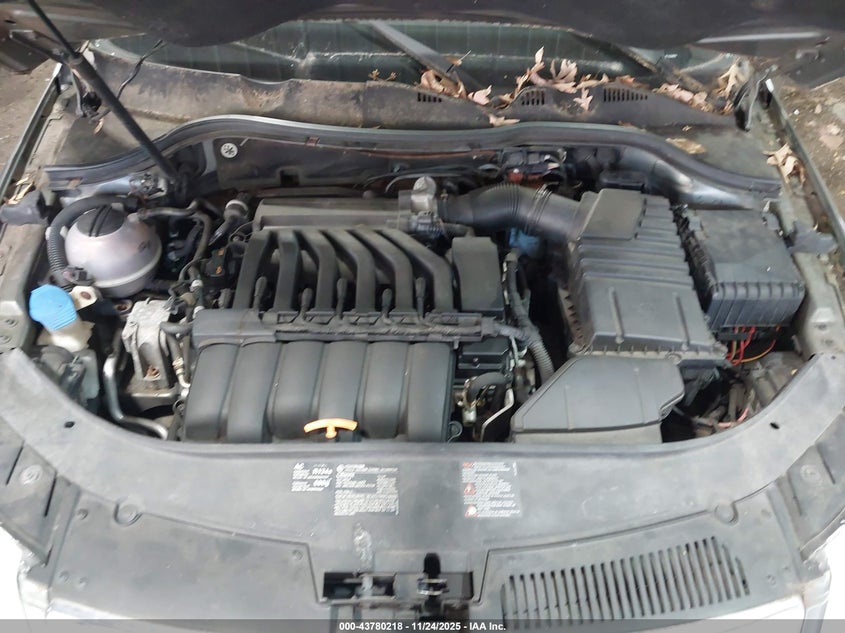 2008 Volkswagen Passat Vr6 VIN: WVWCU93C08E122657 Lot: 43780218