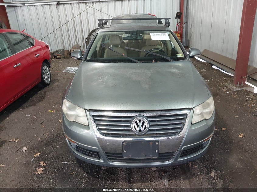 2008 Volkswagen Passat Vr6 VIN: WVWCU93C08E122657 Lot: 43780218