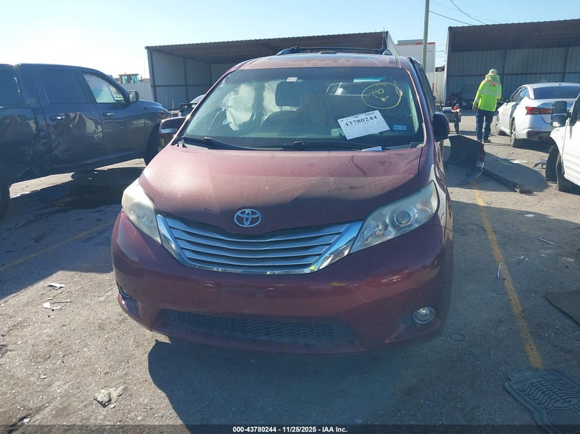 2013 Toyota Sienna Limited V6 7 Passenger VIN: 5TDYK3DC8DS288565 Lot: 43780244