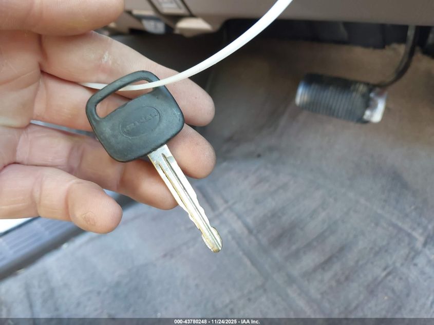 2000 Toyota 4Runner Sr5 V6 VIN: JT3HN86R8Y0282560 Lot: 43780248