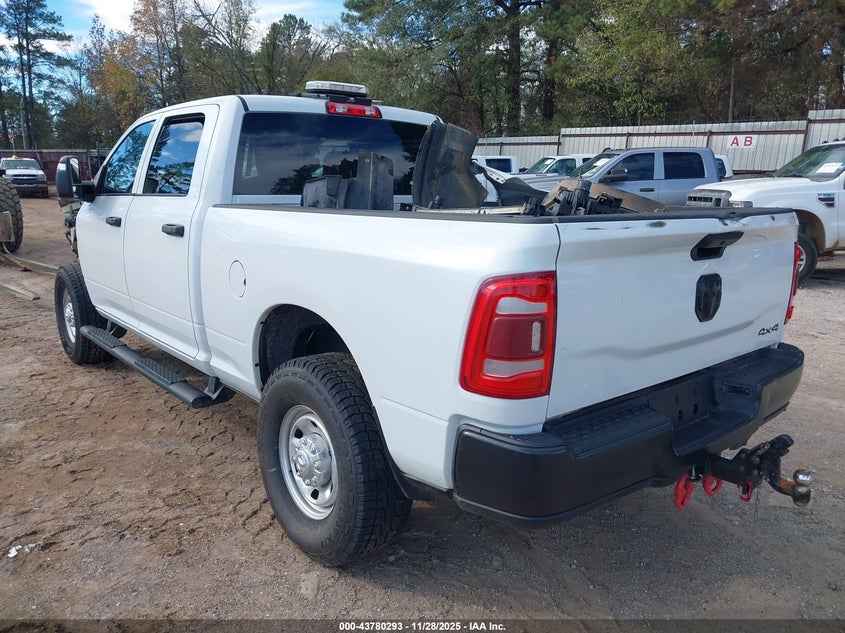 Vin: 3c6ur5cl9pg544455, lot: 44275732, ram 2500 20233