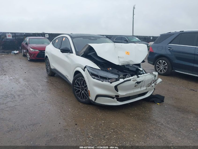 FORD MUSTANG MACH-E PREMIUM