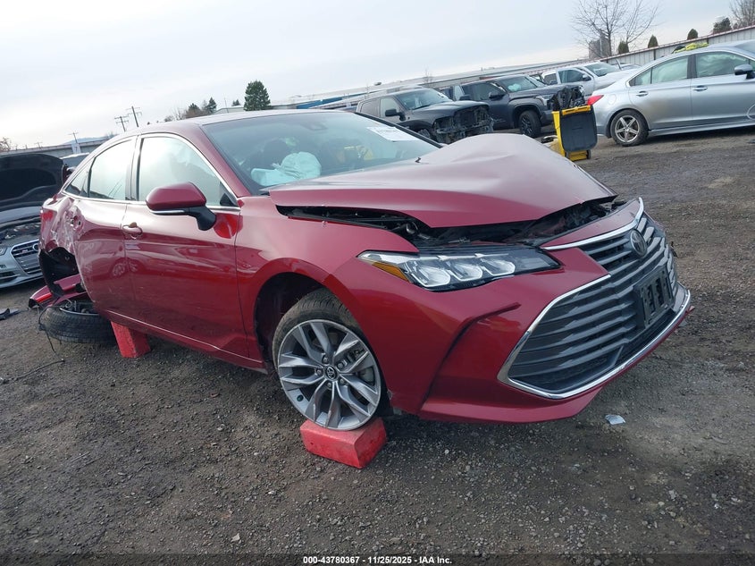 TOYOTA AVALON XLE