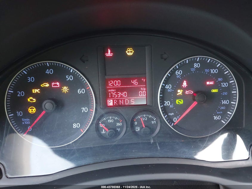 2007 Volkswagen Rabbit 4-Door VIN: WVWDR71K37W206694 Lot: 43780368