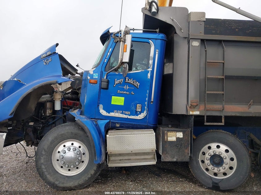 2001 International 9200 9200I VIN: 3HTCEAHT11N090726 Lot: 43780378