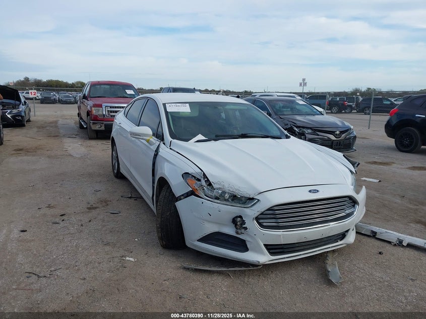 FORD FUSION SE