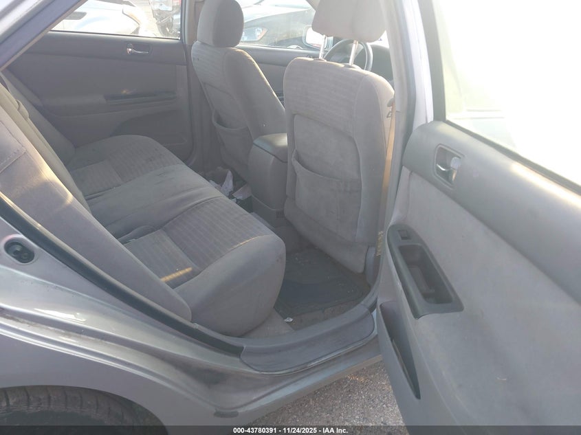 2005 Toyota Camry Le VIN: 4T1BE32K35U076690 Lot: 43780391