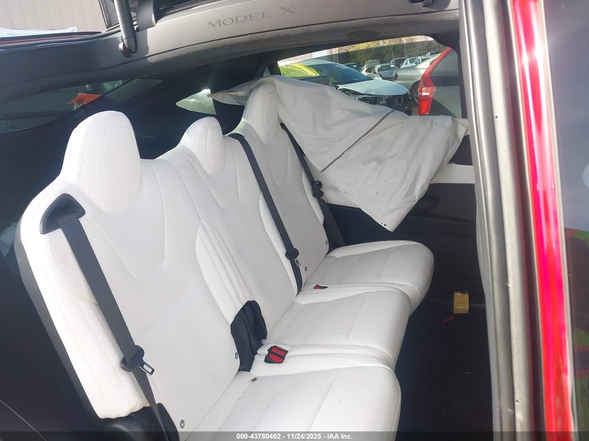 2024 Tesla Model X Long Range VIN: 7SAXCDE54RF440628 Lot: 43780402