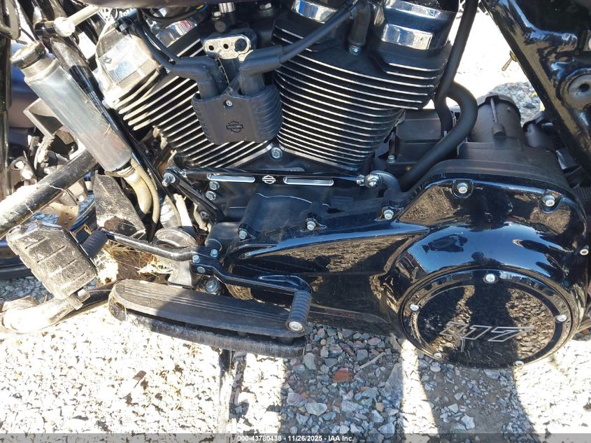 2025 Harley-Davidson Flhx VIN: 1HD1KB710SB606770 Lot: 43780438