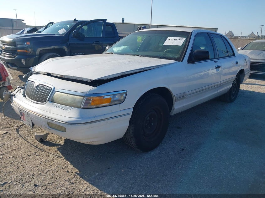 2MELM74W0VX627572 1997 MERCURY GRAND MARQUIS photo no. 2