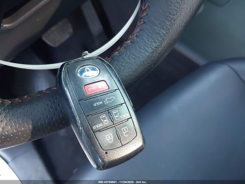 2021 Toyota Sienna Xse VIN: 5TDDRKEC8MS016097 Lot: 43780501