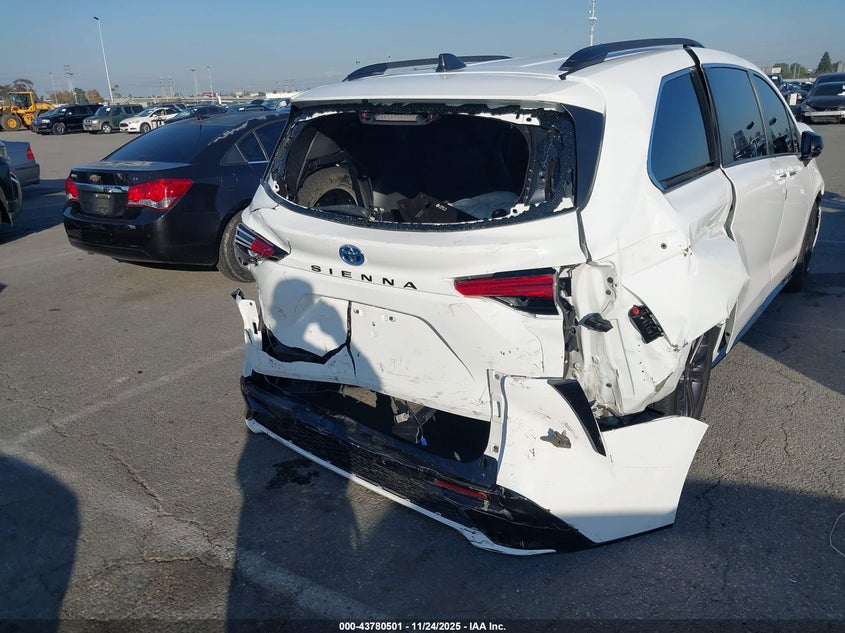 2021 Toyota Sienna Xse VIN: 5TDDRKEC8MS016097 Lot: 43780501