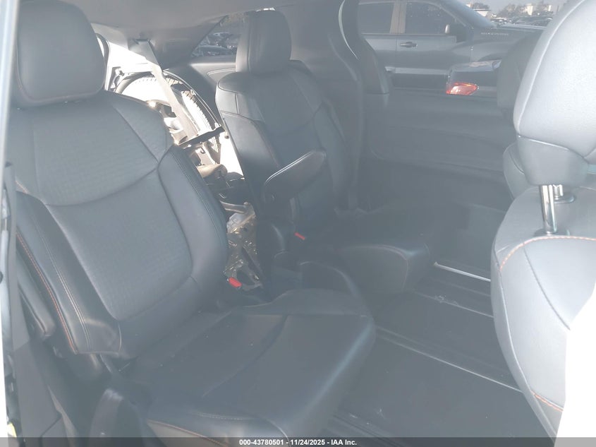 2021 Toyota Sienna Xse VIN: 5TDDRKEC8MS016097 Lot: 43780501