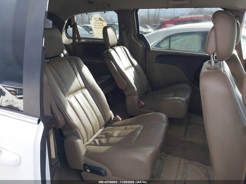 2014 Chrysler Town & Country Touring VIN: 2C4RC1BG6ER412600 Lot: 43780503