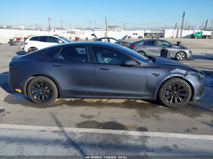 2017 Tesla Model S 60/75 VIN: 5YJSA1E15HF196771 Lot: 43780515