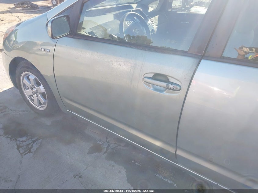 2007 Toyota Prius VIN: JTDKB20U277603132 Lot: 43780543