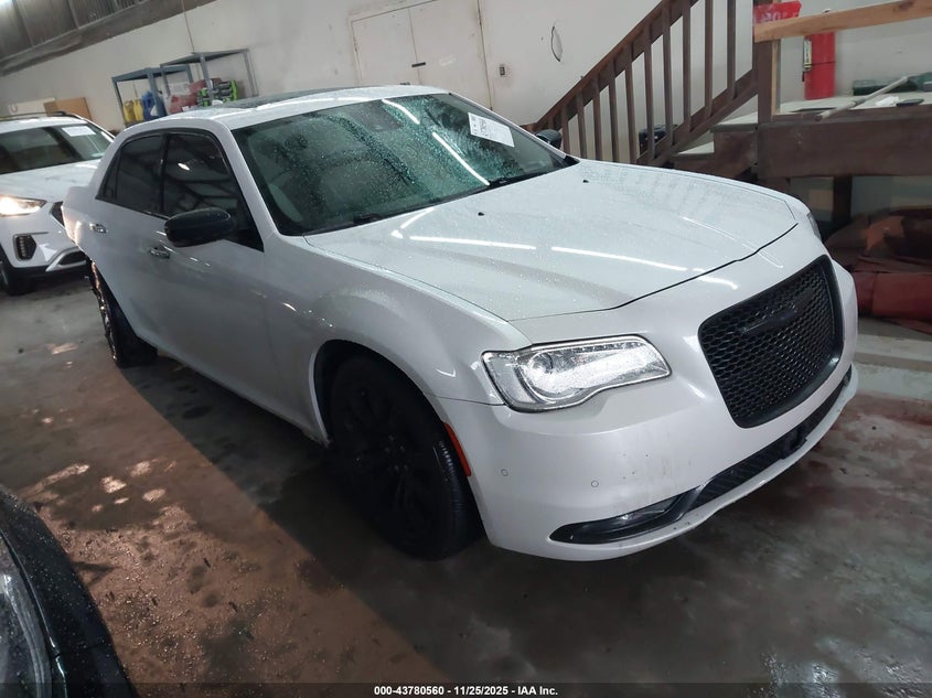 CHRYSLER 300C