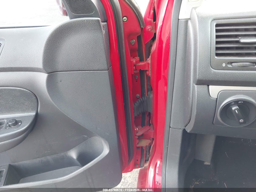 2007 Volkswagen Jetta 2.5 VIN: 3VWSF71K07M019376 Lot: 43780578