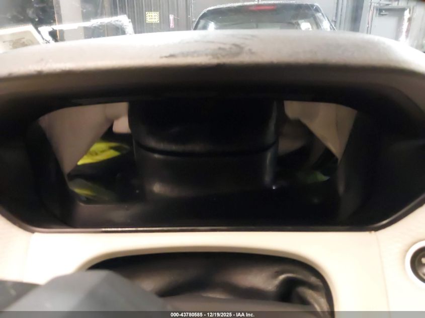 2019 Land Rover Range Rover Velar P250 R-Dynamic Se VIN: SALYL2EX1KA202511 Lot: 43780585