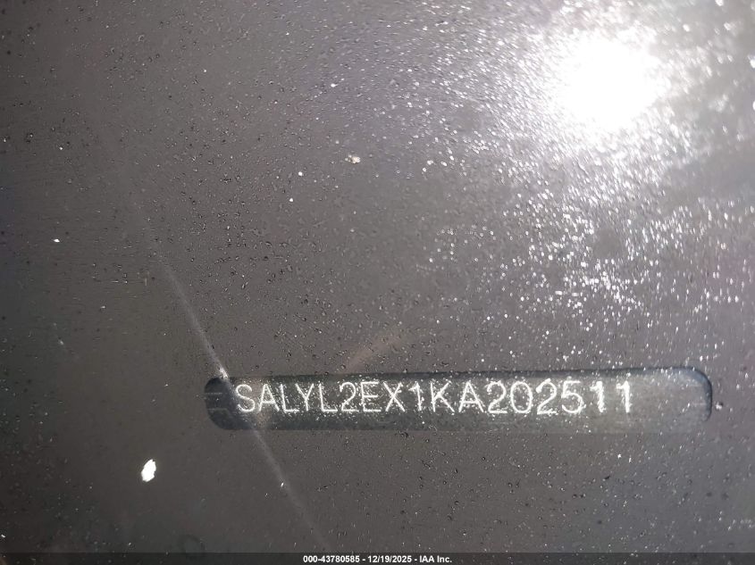 2019 Land Rover Range Rover Velar P250 R-Dynamic Se VIN: SALYL2EX1KA202511 Lot: 43780585